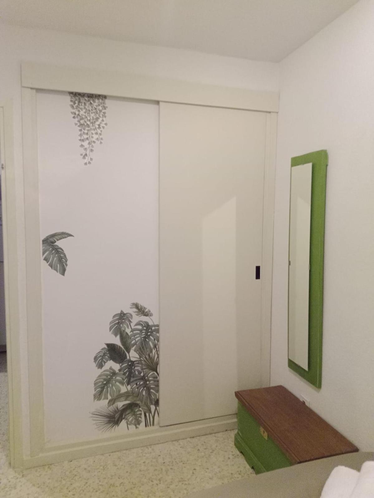 Playa De Madrid Apartment ซาน มาร์่ติน เด วาลเดเกลเซียส ภายนอก รูปภาพ