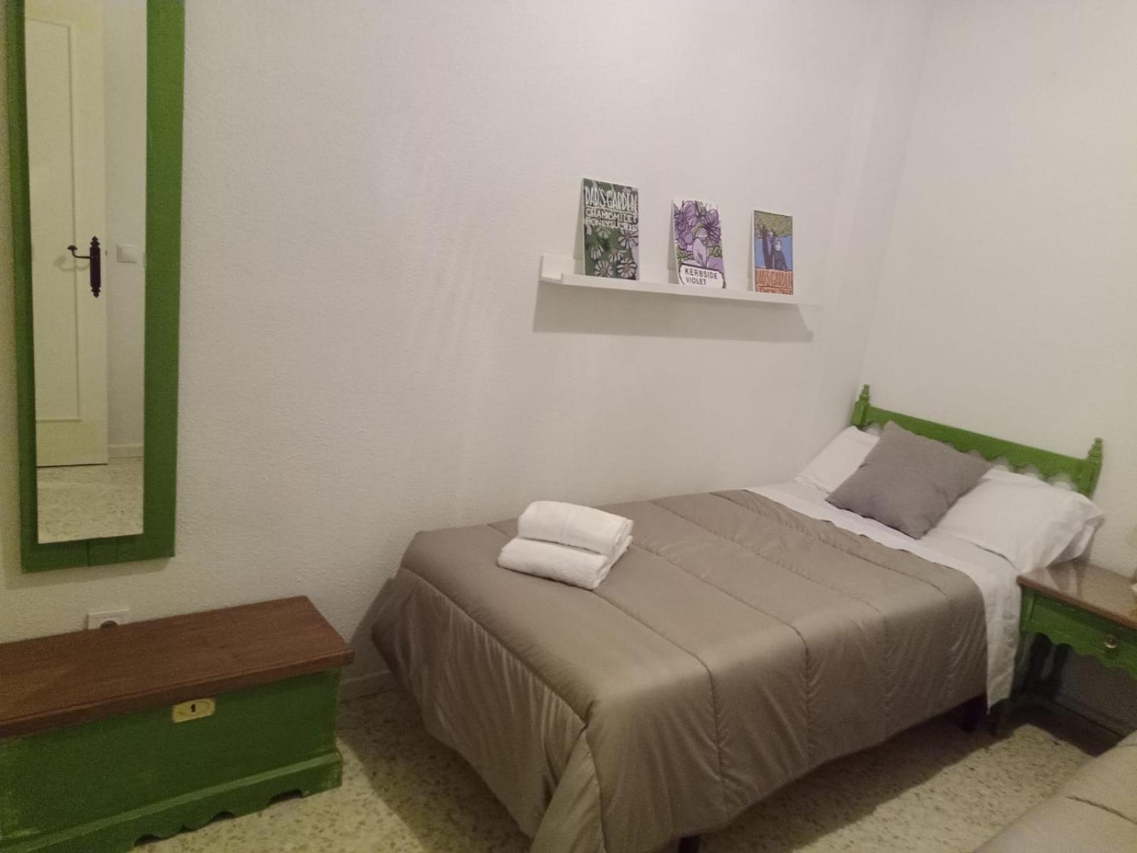 Playa De Madrid Apartment ซาน มาร์่ติน เด วาลเดเกลเซียส ภายนอก รูปภาพ